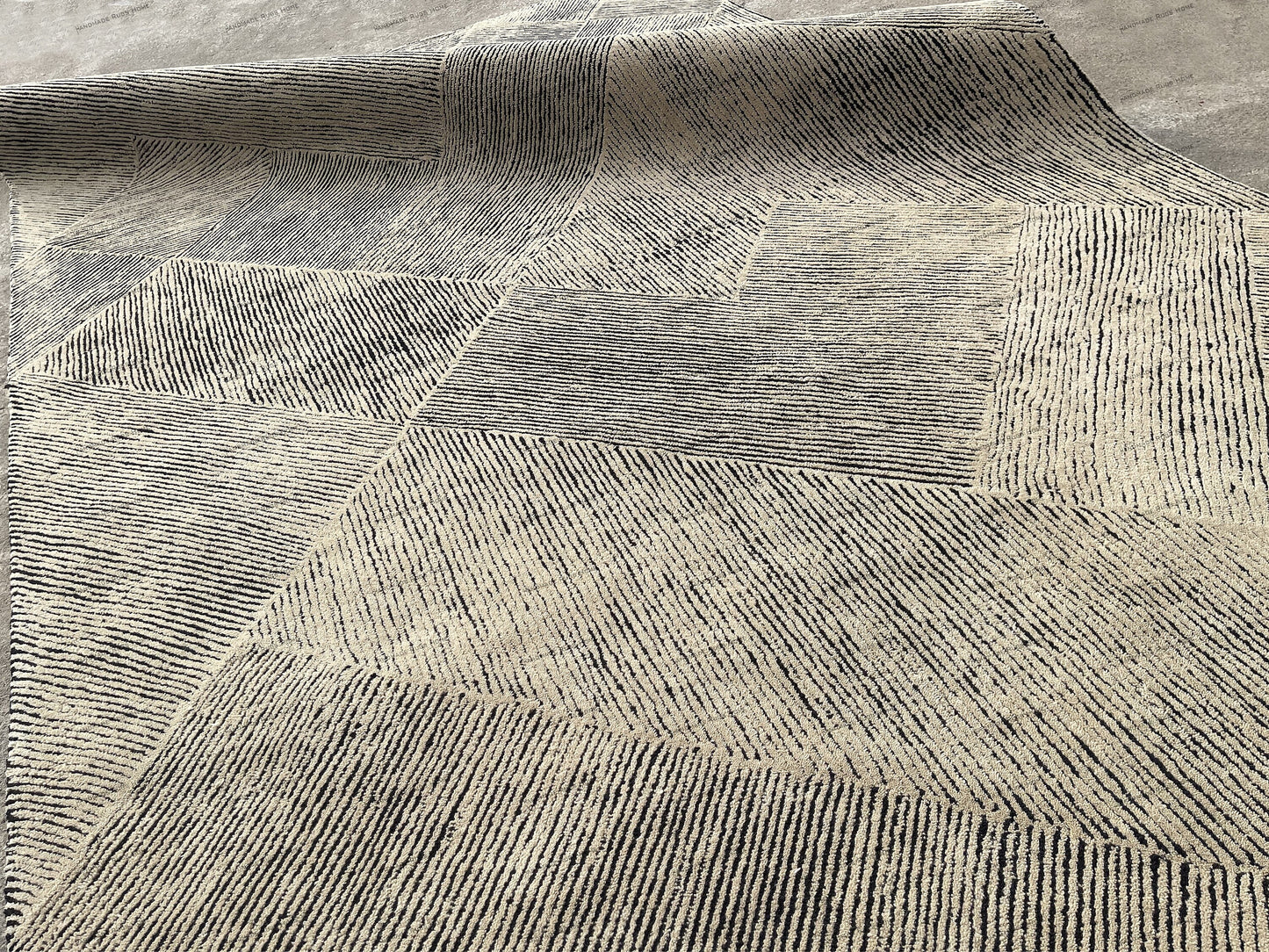 Artistic modern rug with bold hand-tufted geometric and abstract designs.
