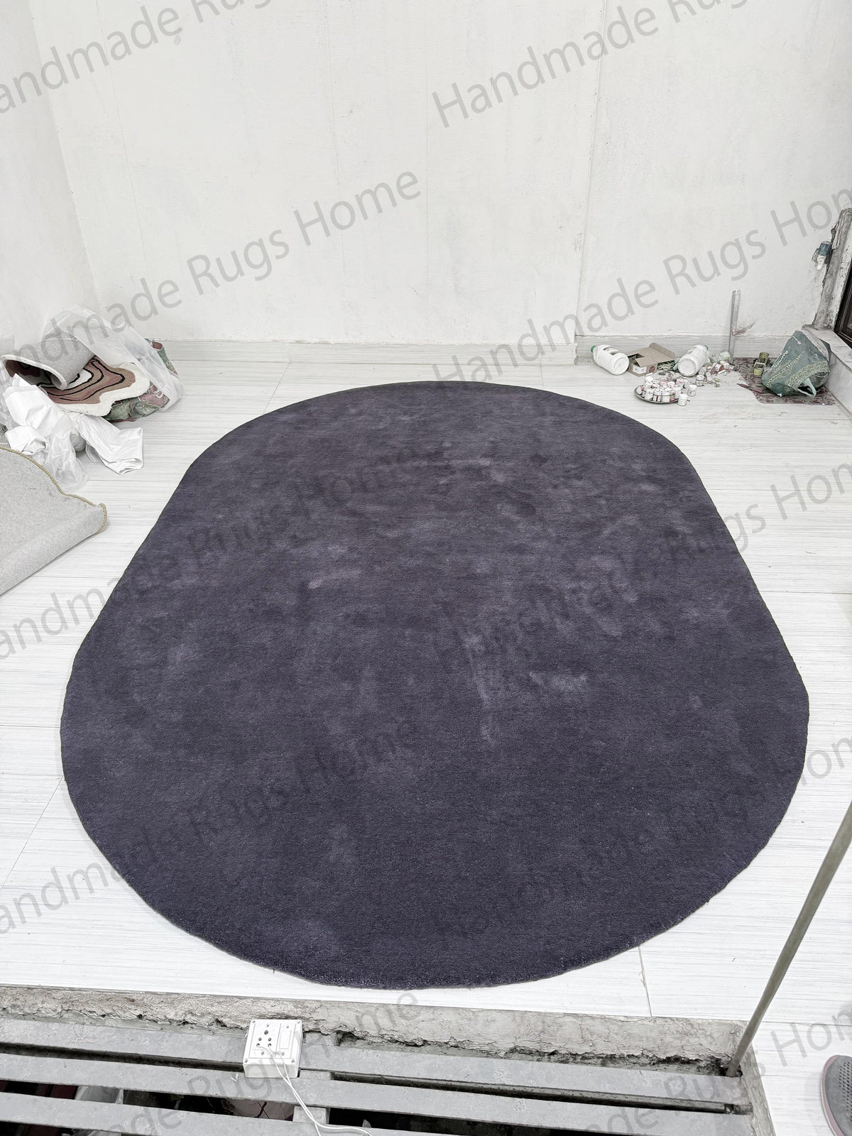 Hand Tufted Wool Oval Rug: Royal Plum Modern Carpet