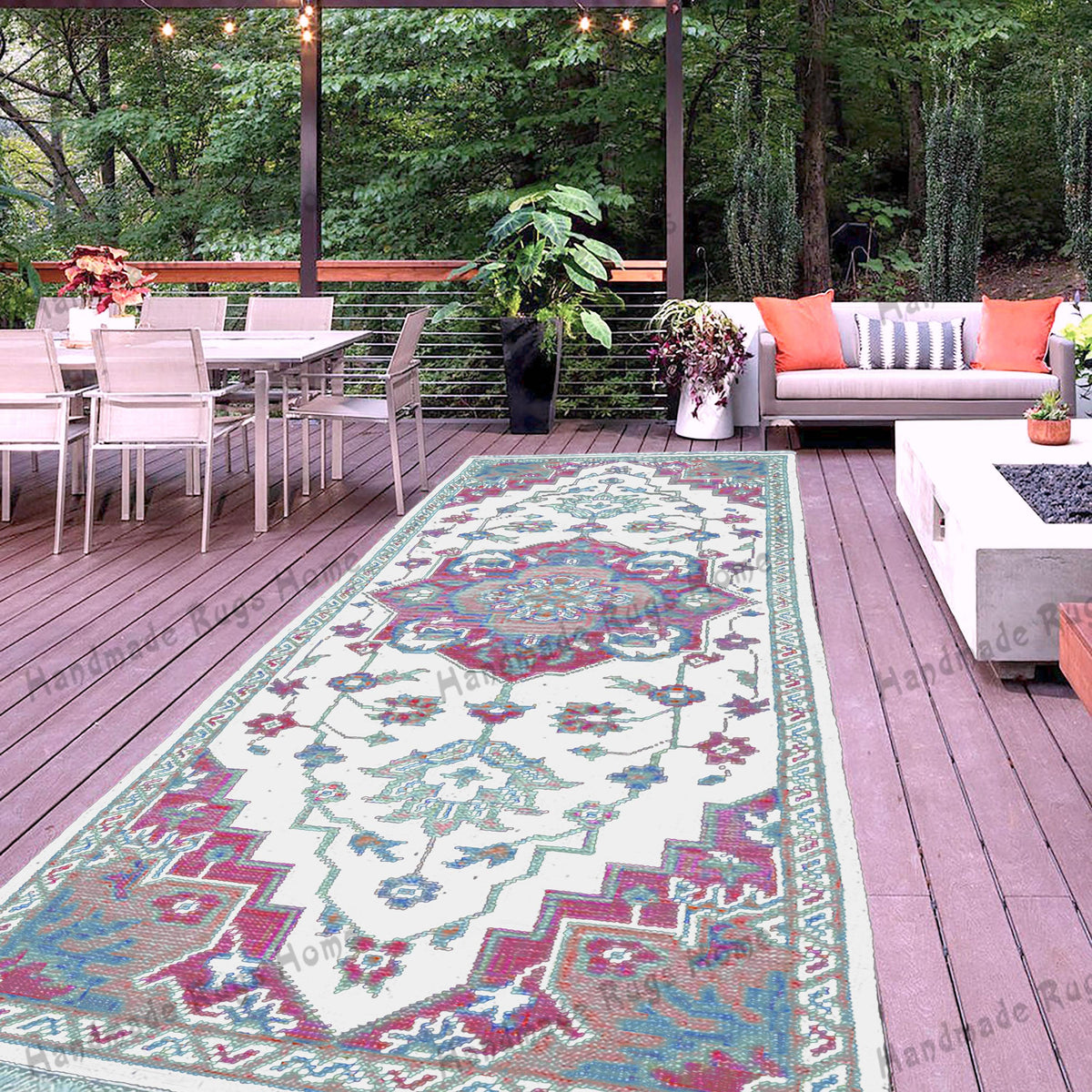 Traditional Oushak wool rug with intricate floral motifs