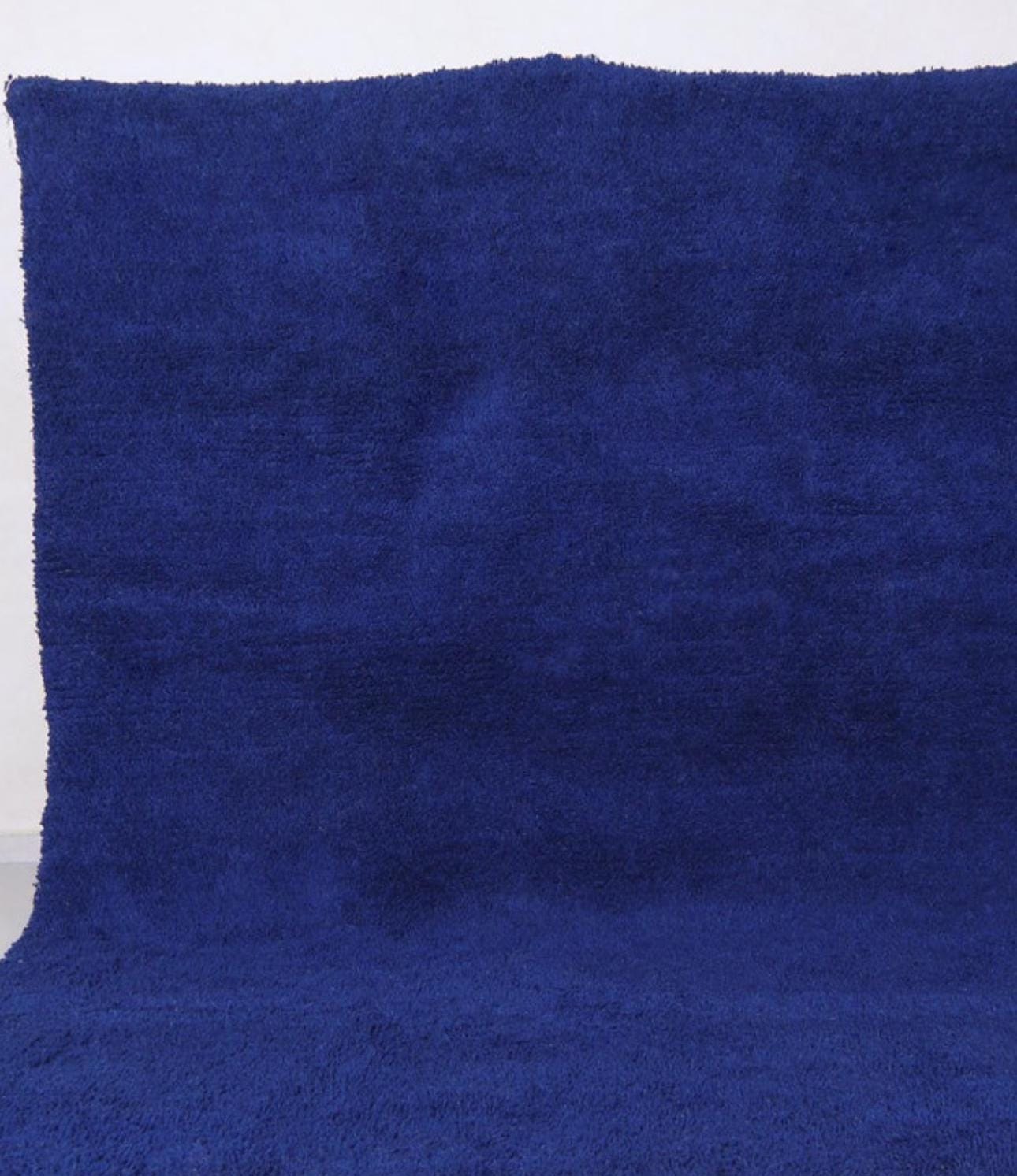 Hand Tufted Wool Oval Rug: Royal Plum Modern Carpet