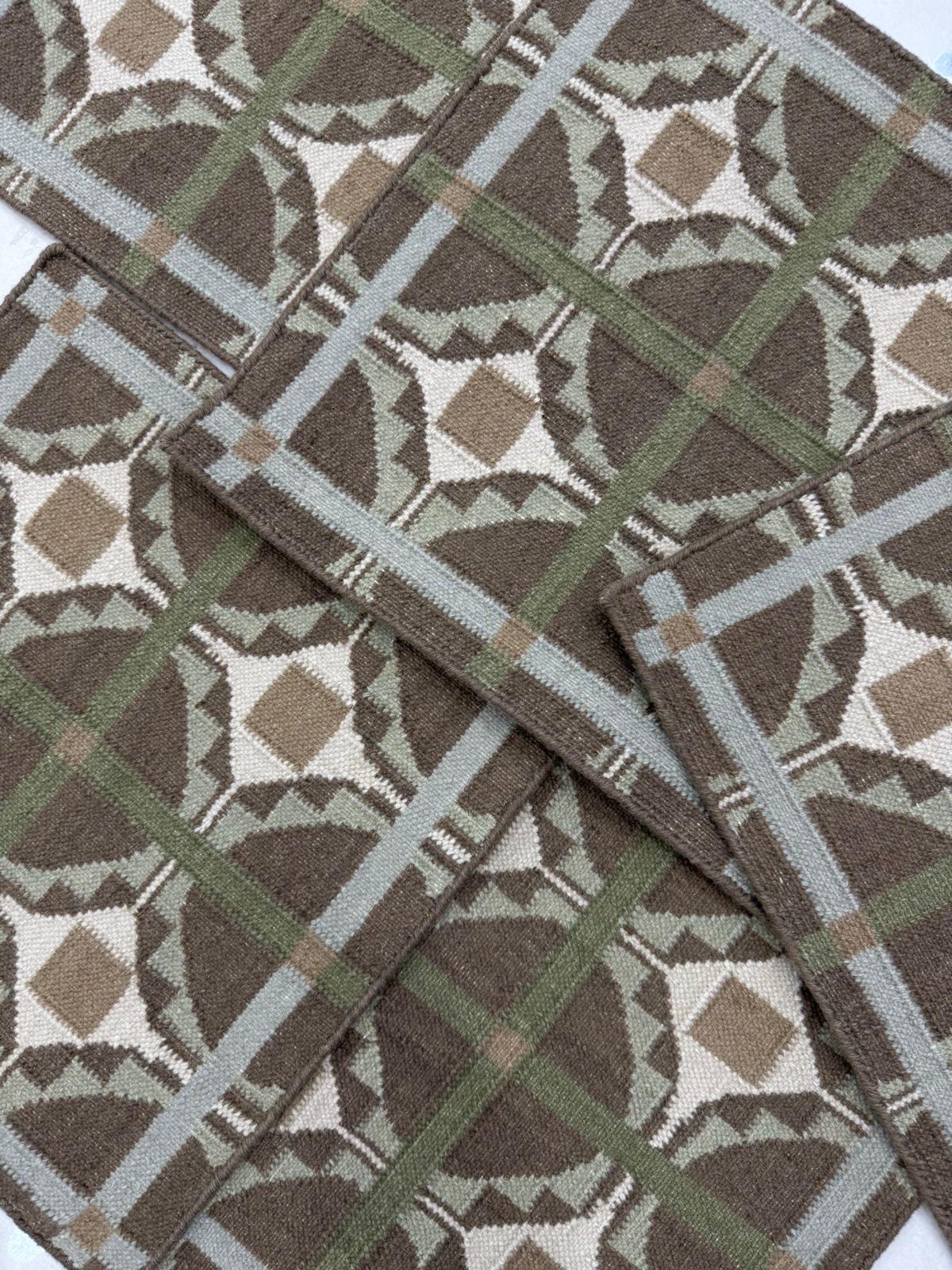 Brown & Sage Flatweave Indoor Outdoor Rug – Geometric Lattice Designer Area Rug