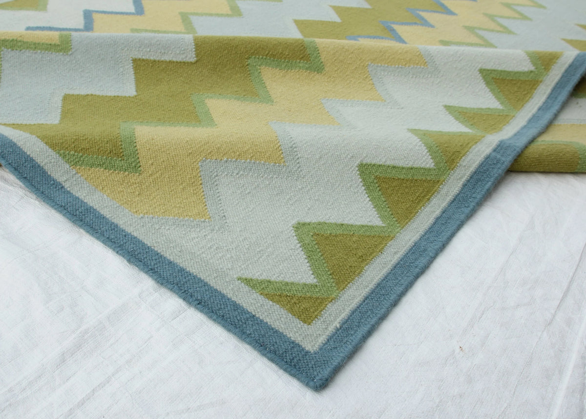 Blue & Green Flatweave Rug – Geometric Zig Zag Modern Area Rug