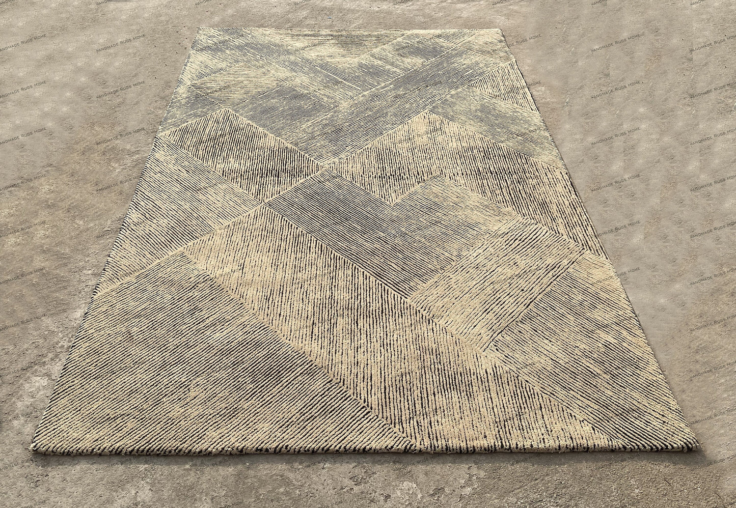 Contemporary hand-tufted rug in bold, artistic patterns for stylish homes.