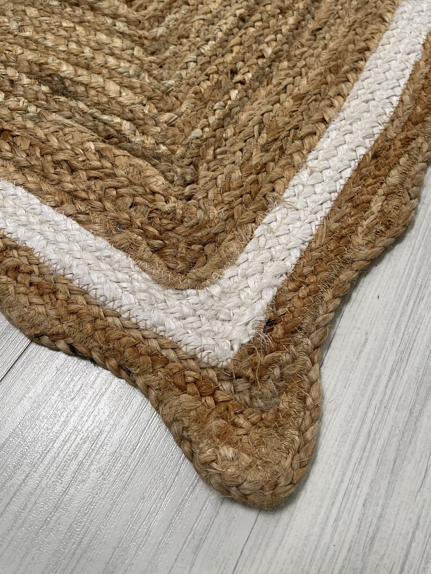 Handmade Jute Rug: Natural Red, Earthy Woven Flooring (8x10)