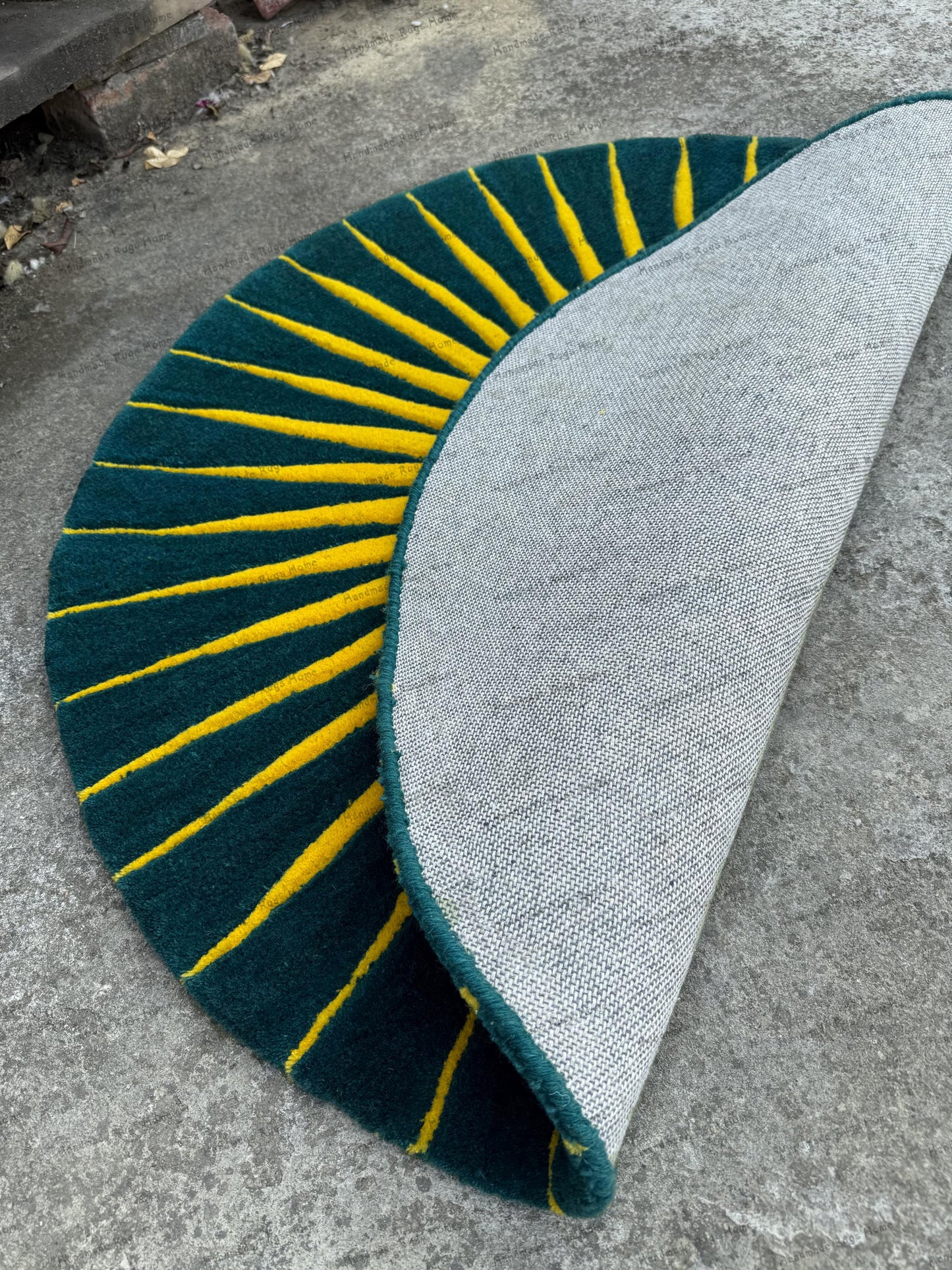 Round Rug