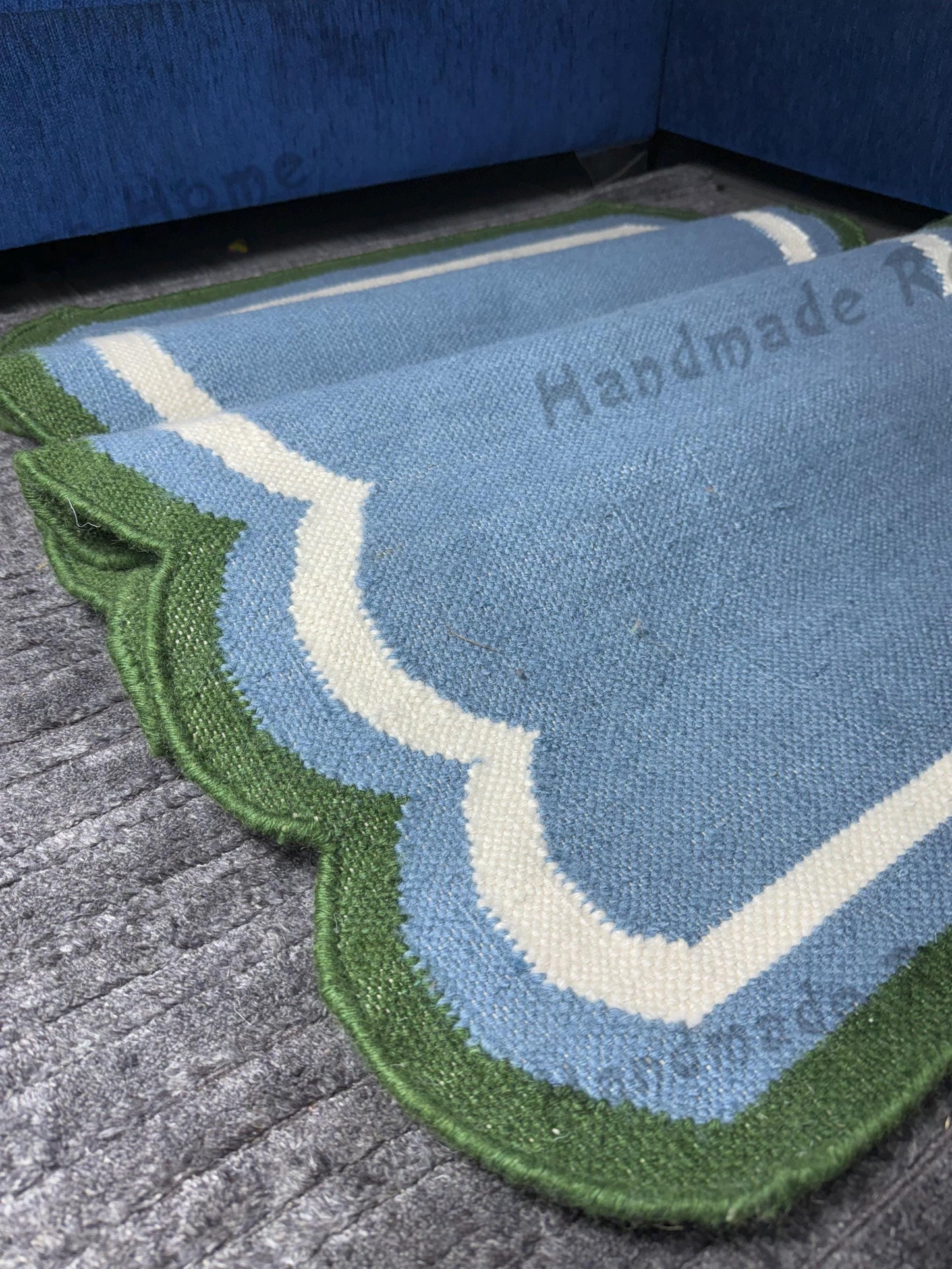 Handwoven Wool Dhurrie Rug: Calming Blue Scalloped Edge, 2.5 x 6