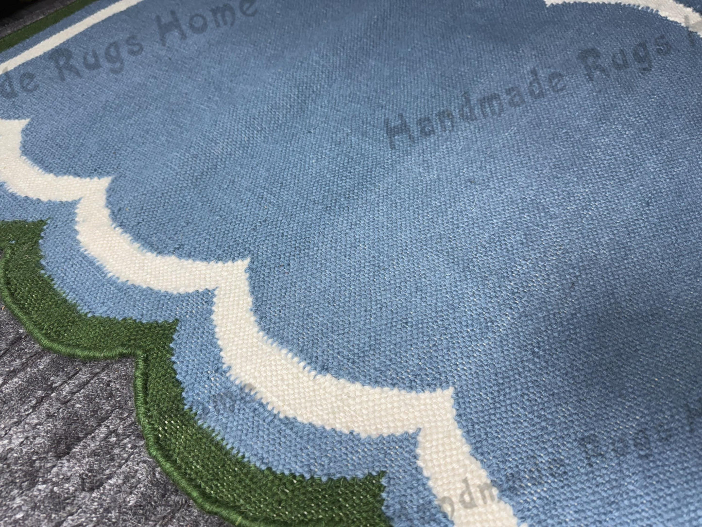 Handwoven Wool Dhurrie Rug: Calming Blue Scalloped Edge, 2.5 x 6