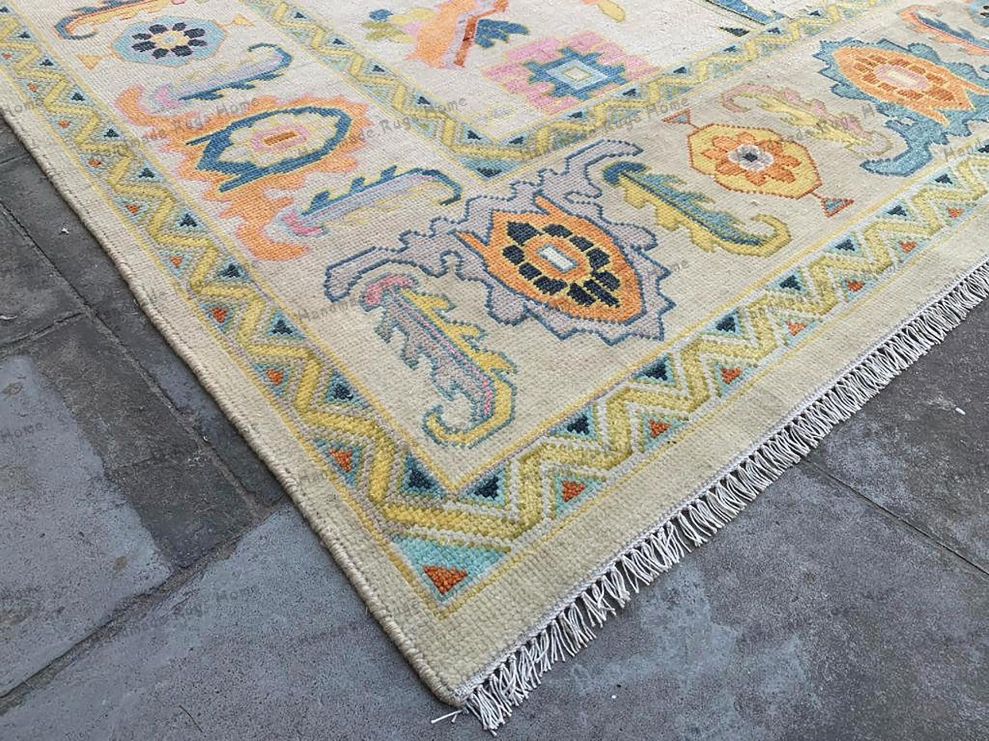 Elegant handwoven Oushak carpet for classic interiors