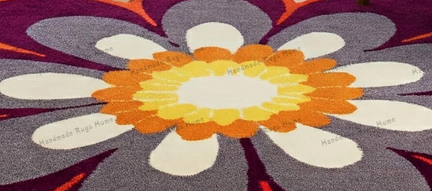 Hand-Tufted Wool Rug: Modern Multicolour Flower Design