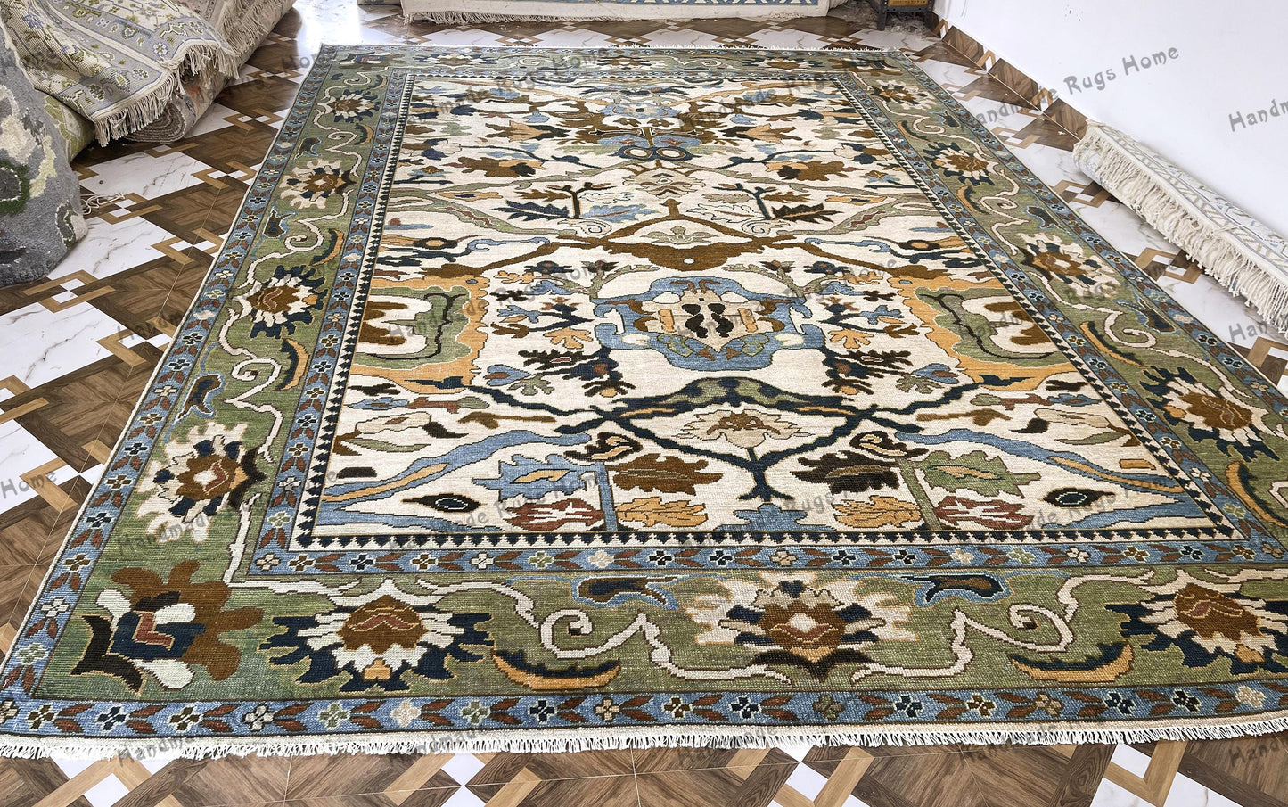 #OushakRug,
#TurkishRug,
#HandwovenRug,
#VintageRug,
#FloralRug,
#TraditionalRug,
#AreaRug,
#BohoDecor,
#LuxuryRug,
#HomeDecor,
#LivingRoomRug,
#BedroomRug,
#RugSale,
#TurkishDecor,
#RusticRug,
#FarmhouseRug,
#WoolRug,
#UniqueRug,
#InteriorDesign