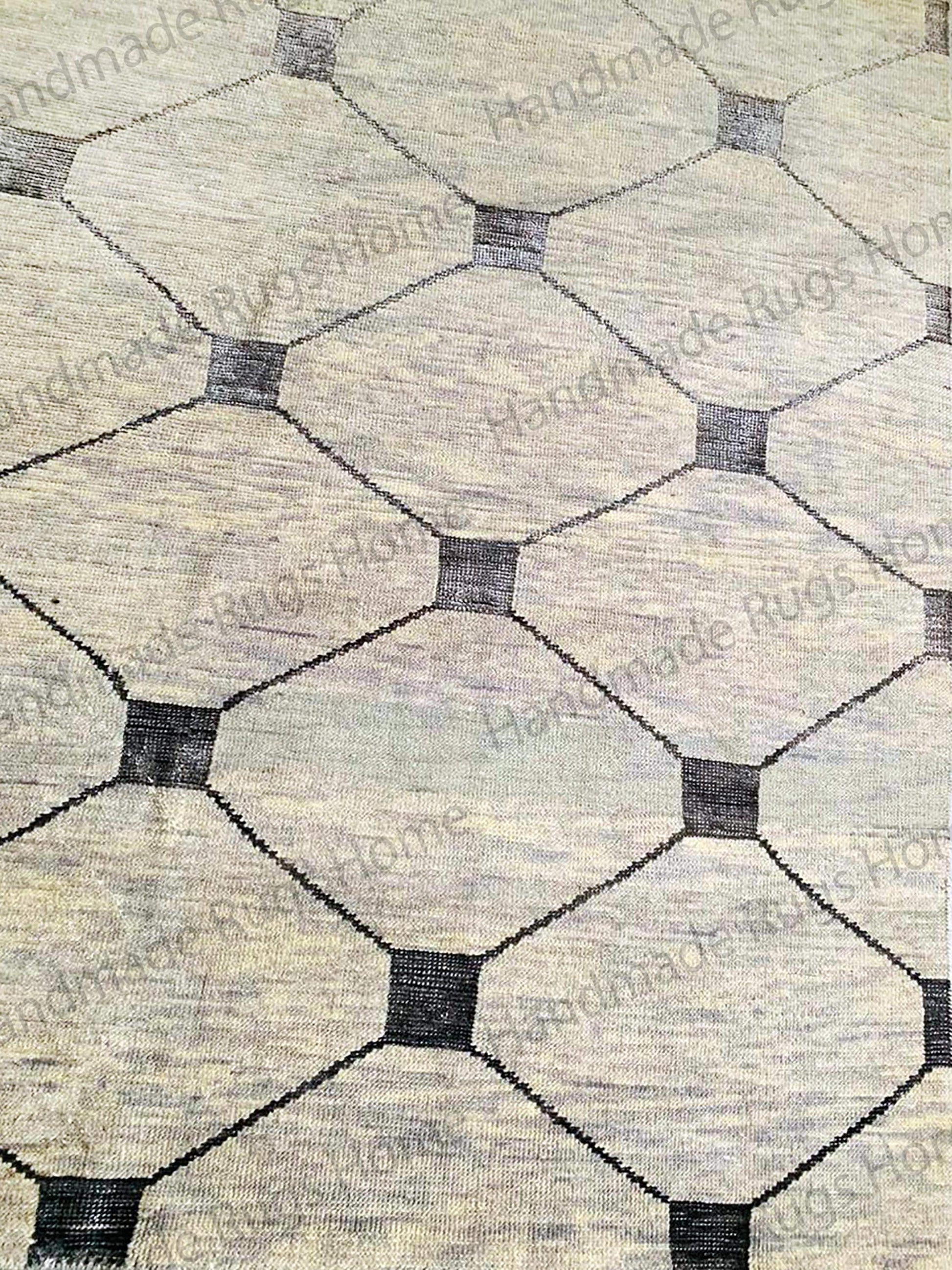 Luxurious hand-knotted Turkish rug for modern homes