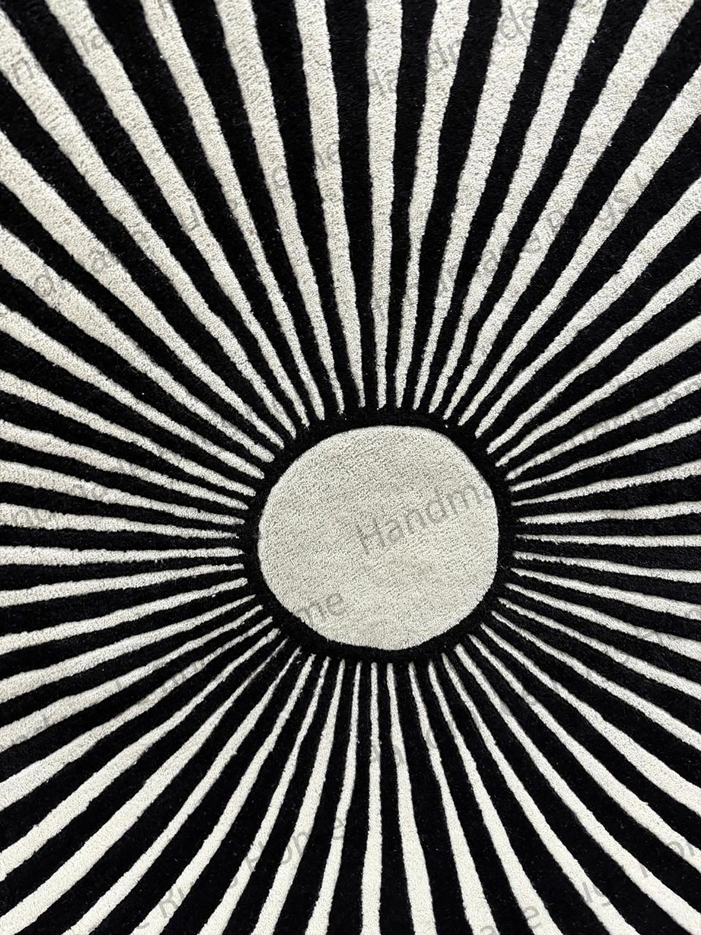 Round Rug: Hand-Tufted Wool (6x6 Feet, Neutral Tones)