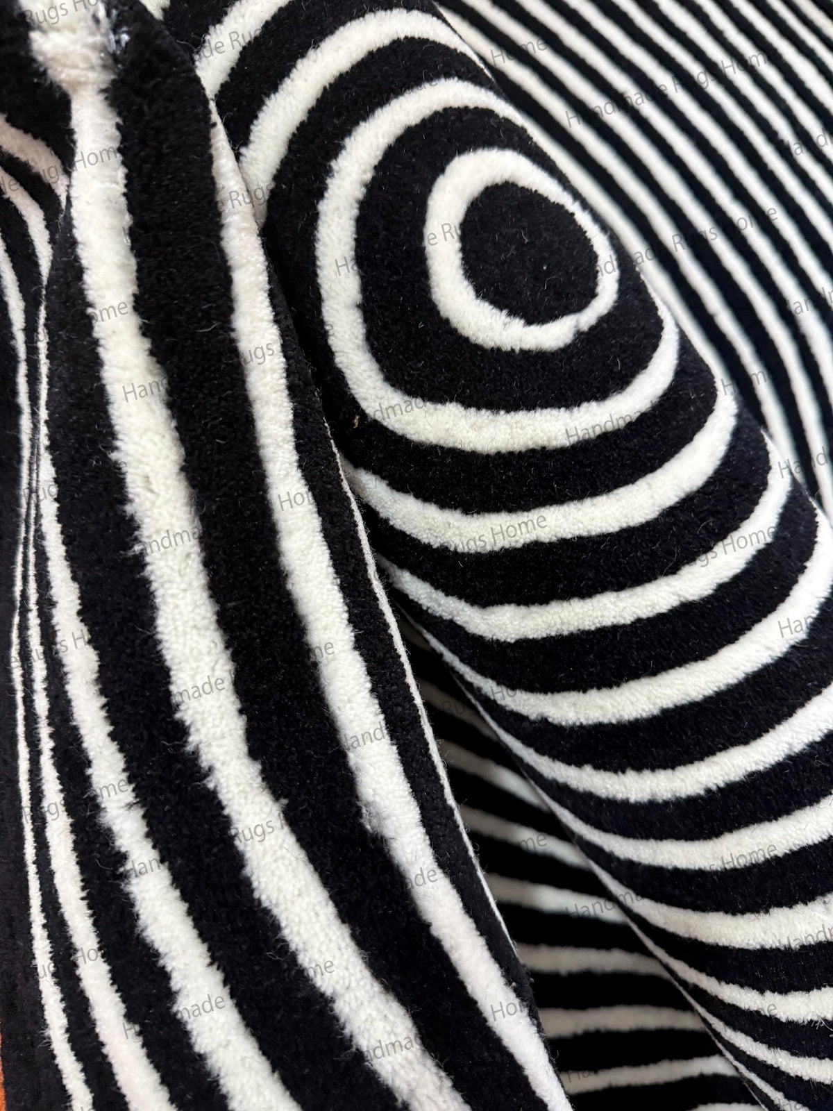 Monochrome Spiral Round Hand-Tufted Wool Rug – Black and White Modern Circle Carpet