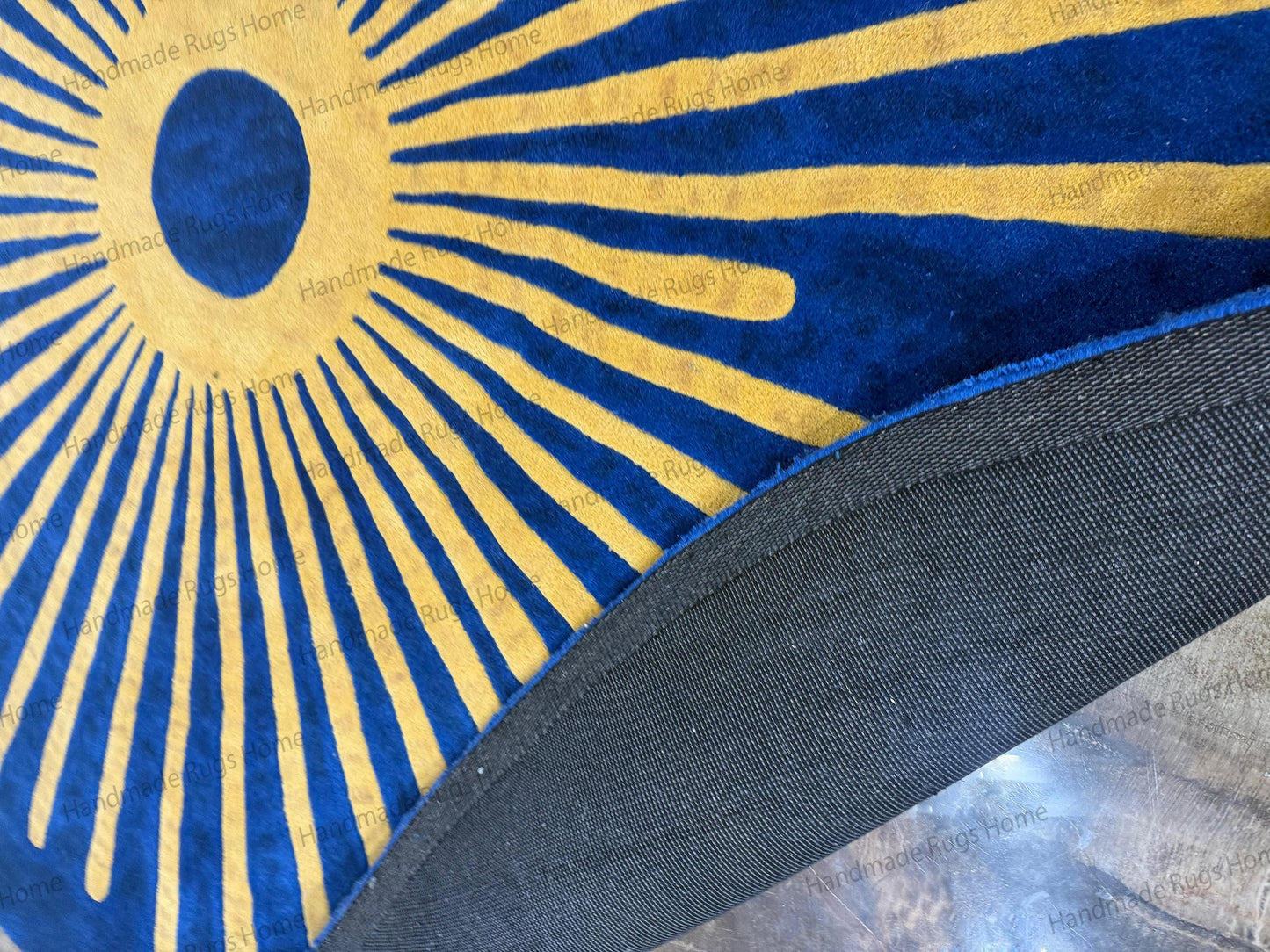Royal Sunburst Round Hand-Tufted Wool Rug in Navy Blue and Golden Yellow