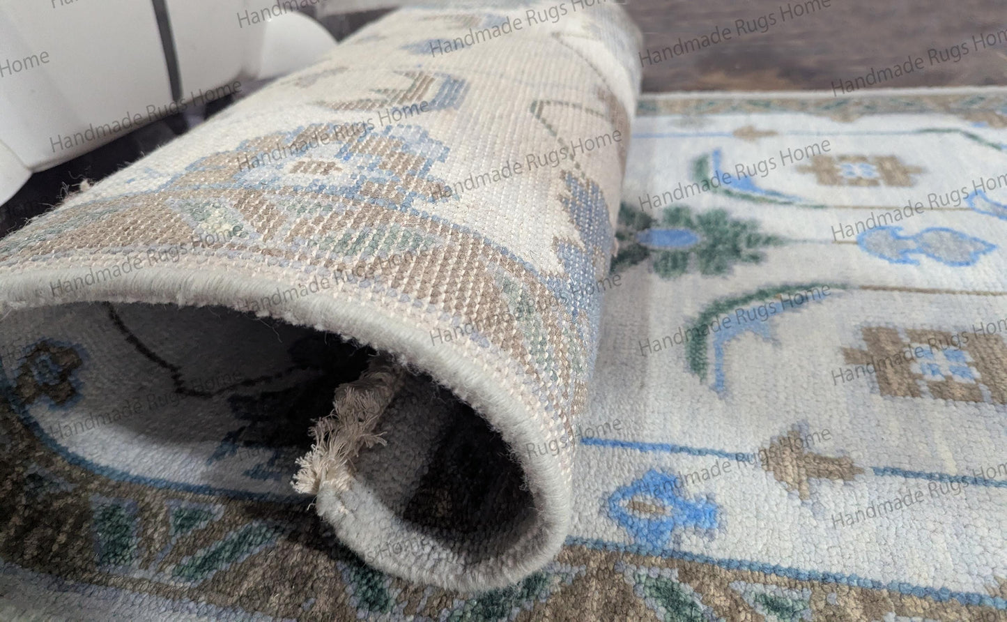 Handmade Oushak Wool Runner Rug: Floral Turkish Design