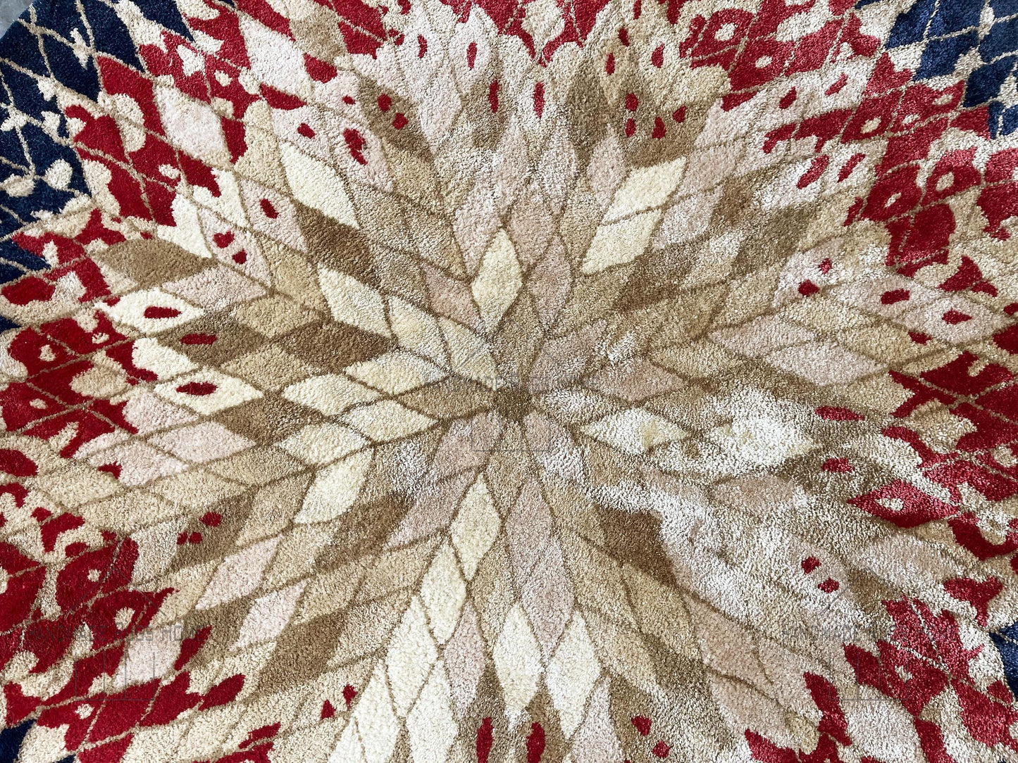 Hand Tufted Wool Rug, Round Red & Blue Geometric (Multiple Sizes)