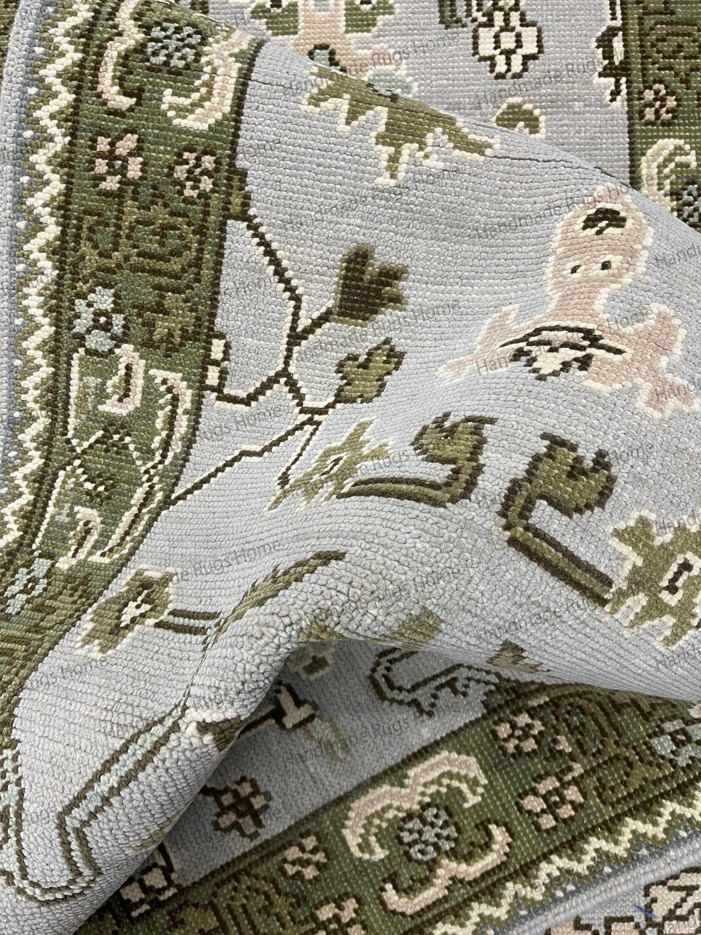 Hand Knotted Oushak Rug: Vintage Transitional Style