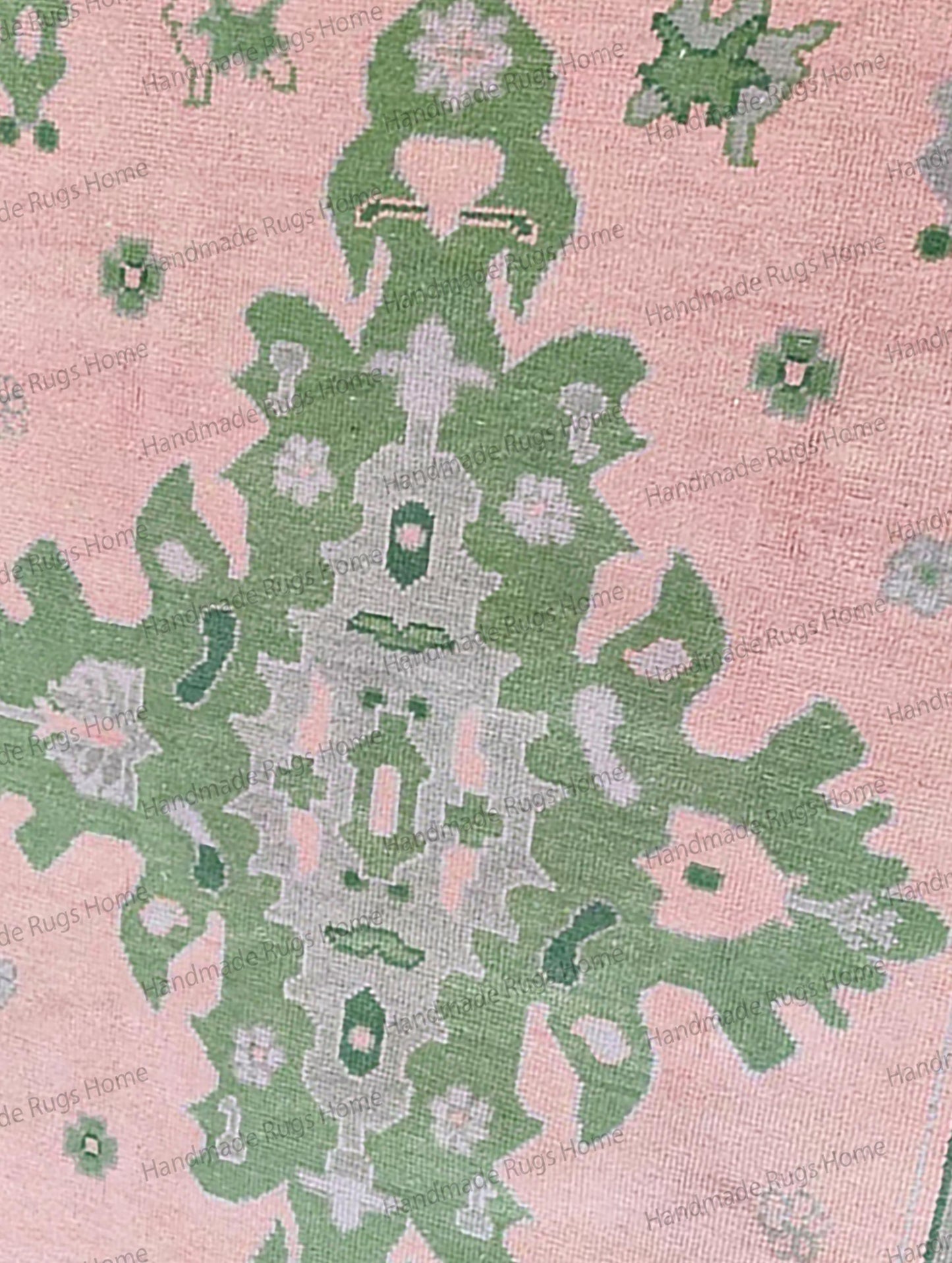 Luxury Traditional Handwoven Carpet