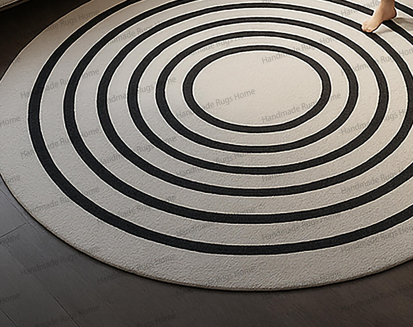Hand Tufted Wool Round Rug: Black and White Modern Carpet