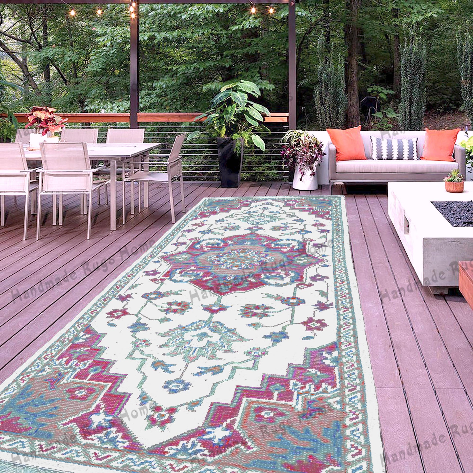 Traditional Oushak wool rug with intricate floral motifs