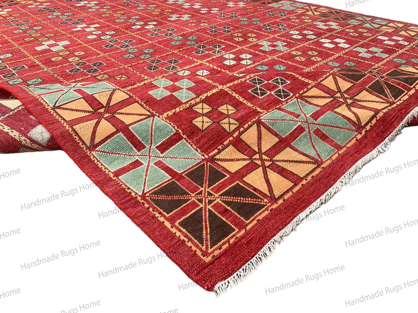High-Quality Hand Knotted Carpet