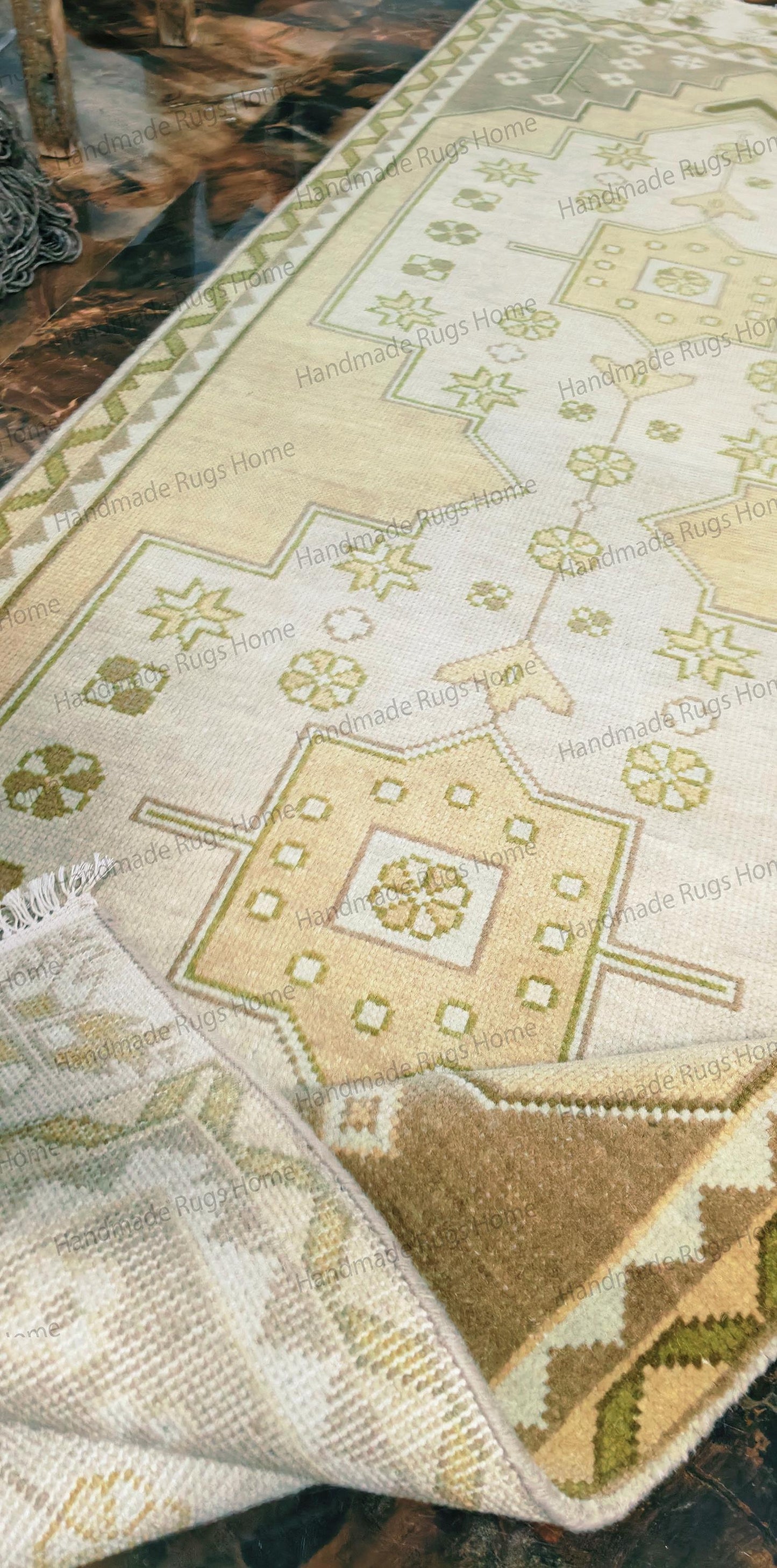 Runner Handmade Wool Oushak Rug: Floral Design, 2.5 x 8
