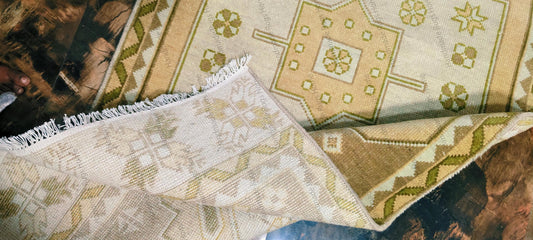Runner Handmade Wool Oushak Rug: Floral Design, 2.5 x 8